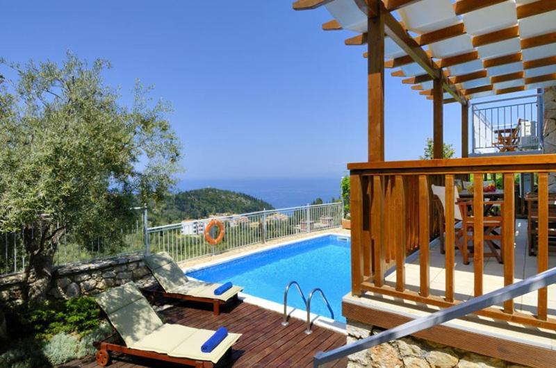 Agios Nikitas Resort Villas Bagian luar foto